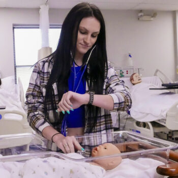 Laurel Institutes Medical Student