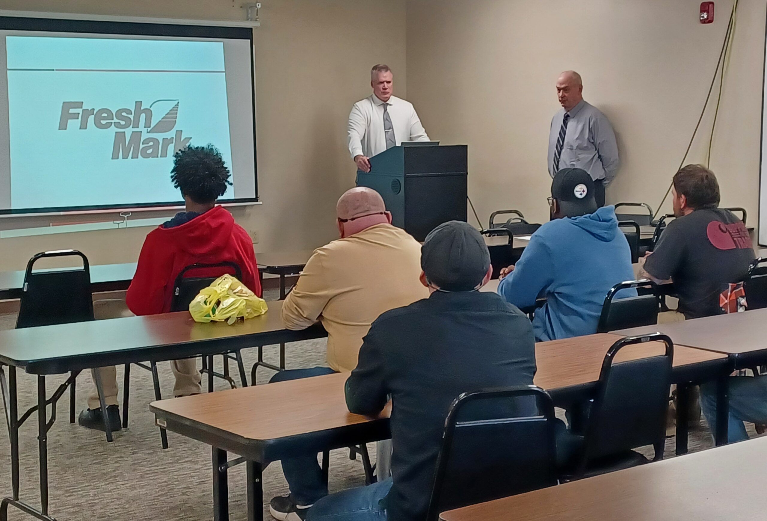 Tim Calvin and Ray Moore from the FreshMark Corporation recently spoke to the Electrical Technician students at the LTI campus. FreshMark is a Premier Partner with Laurel Institutes and has enjoyed multiple hires from our program.